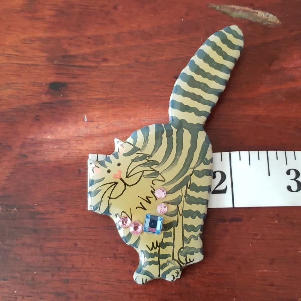 Tabby Cat with Bling Brooch Pin